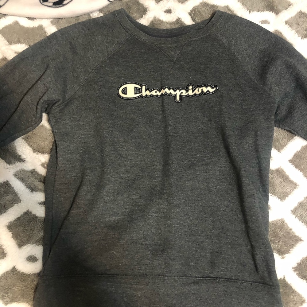 Champion Crew Neck!